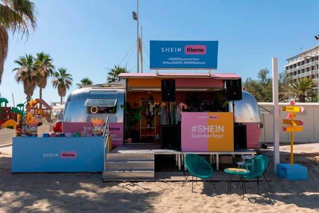 pop up store di Shein
